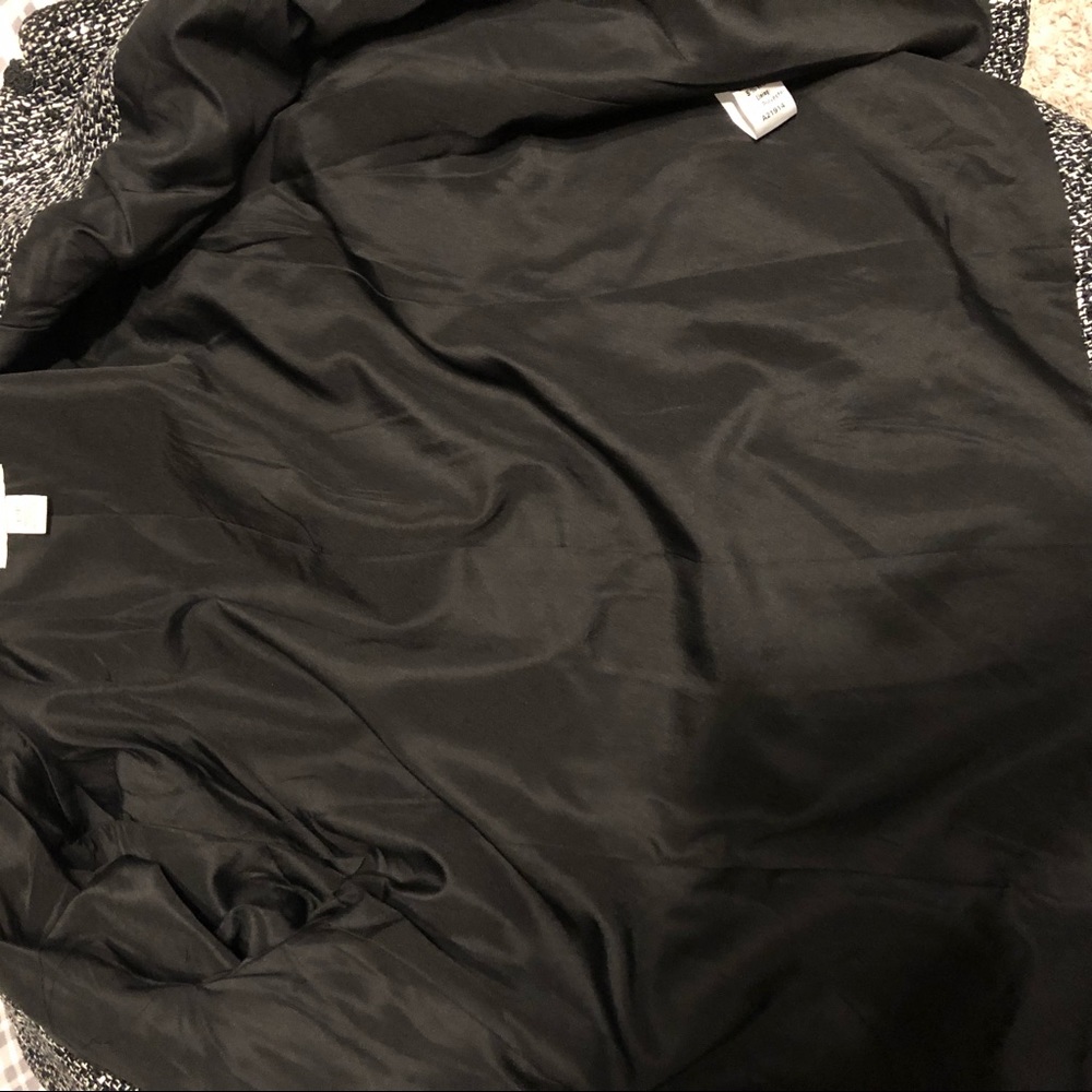 Appleseed’s Petites Black Tweed Blazer - 12P - Picture 7 of 7
